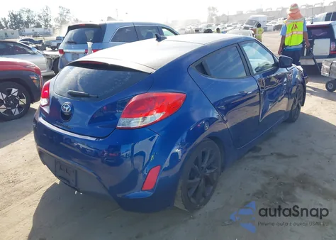 2016 Hyundai Veloster z USA, uszkodzony, nr VIN KMHTC6AD5GU259591
